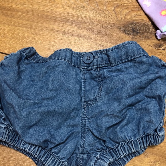 Bundle of 4 pairs of shorts, 6-9 months - Picture 8 of 10